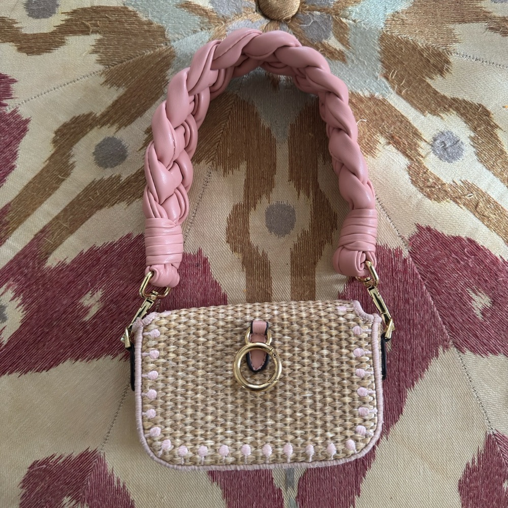 Beautiful Purse with leather woven handle! - Picture 4 of 5